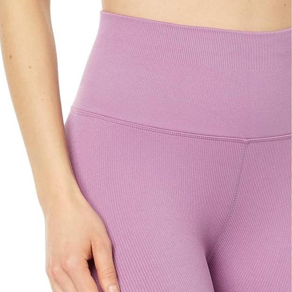 Spiritual Gangster Love Sculpt 7/8 Ruffle Leggings Amethyst M/L - Picture 3 of 8